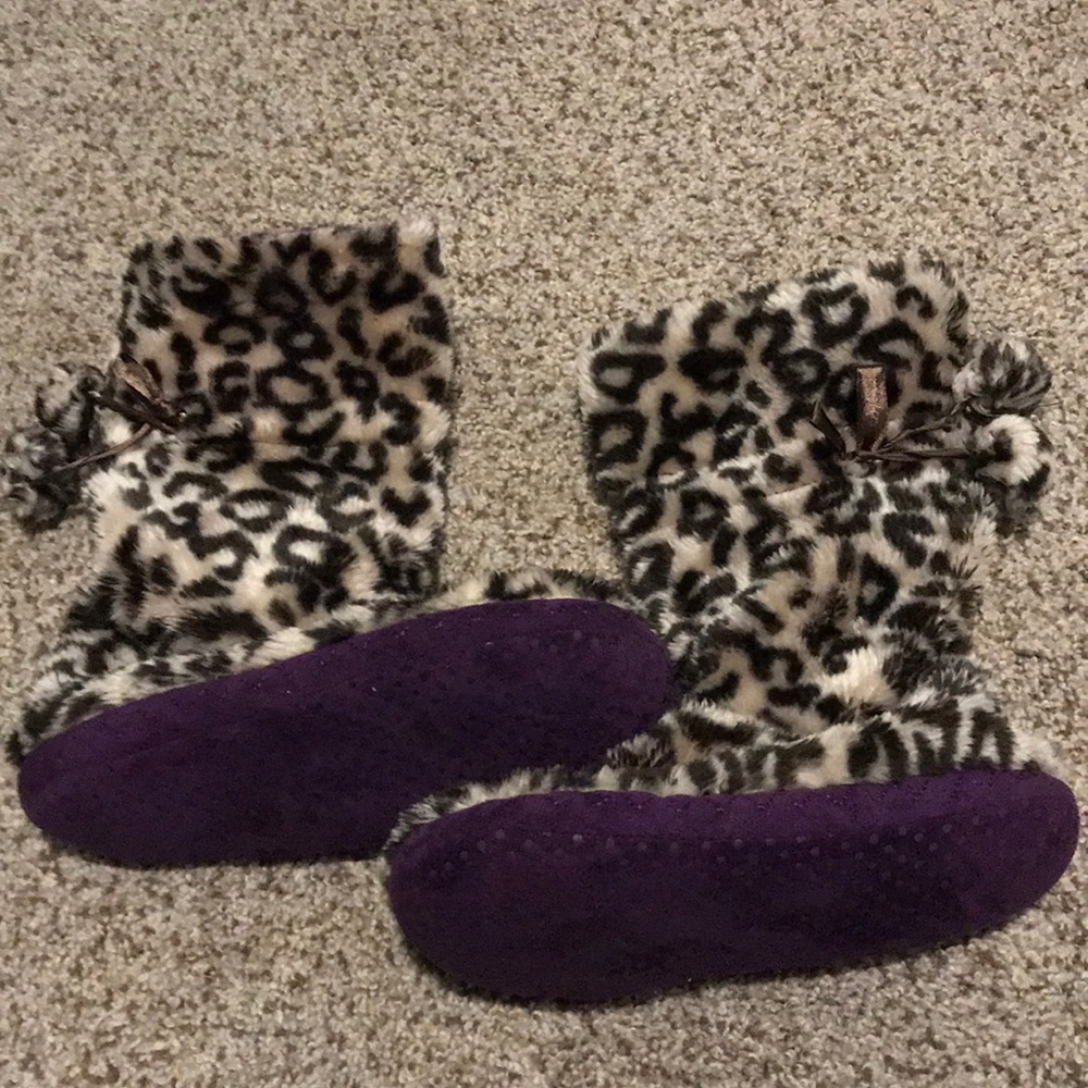 Women’s slippers
